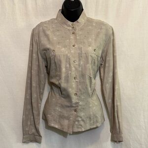 E-84 Liz Claiborne Cream Long Sleeve Button Down Blouse Size 6P